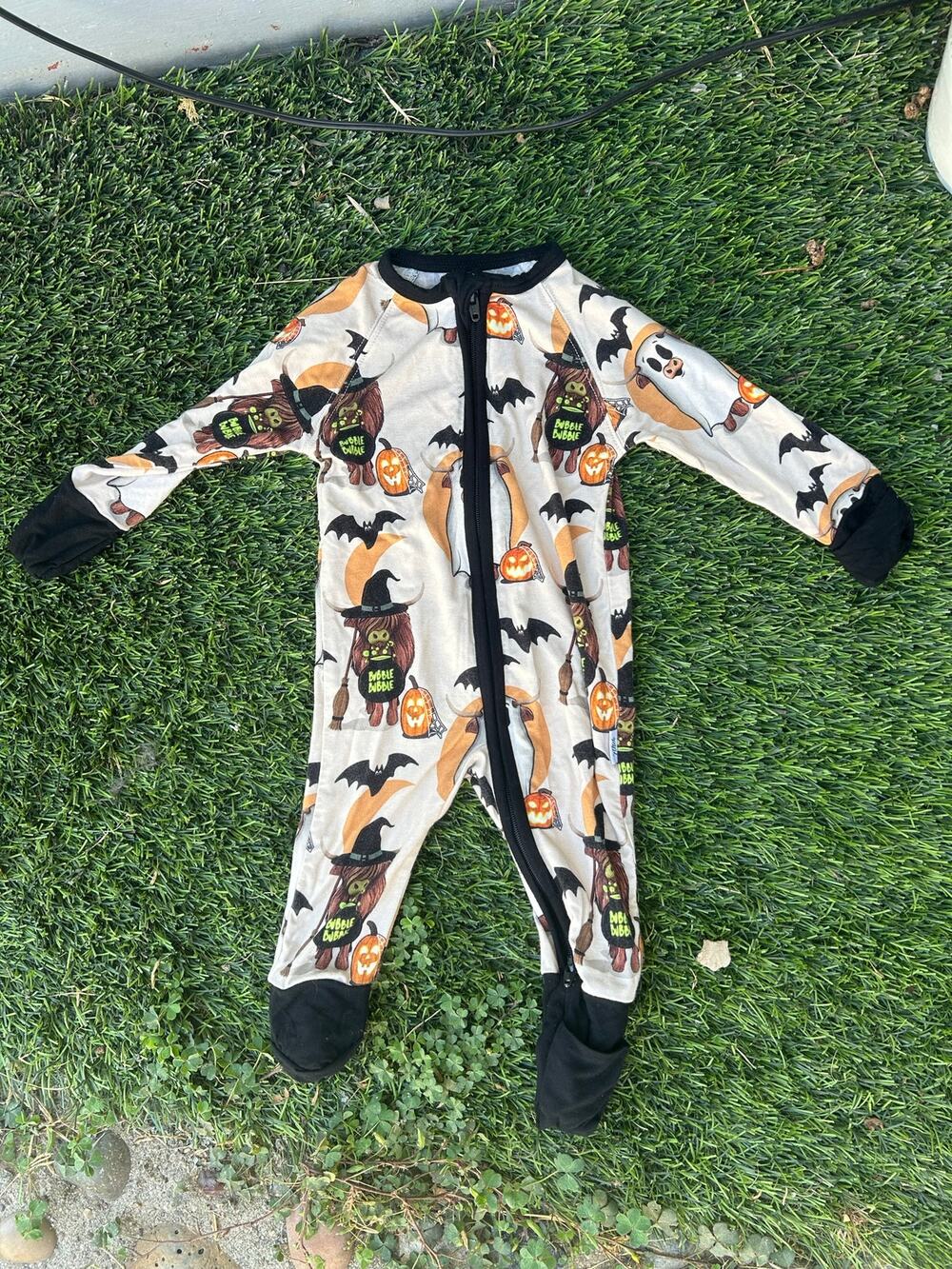 Fletch bamboo Halloween romper size 3-6 months